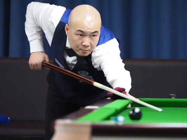 她始终保持 她始终保持