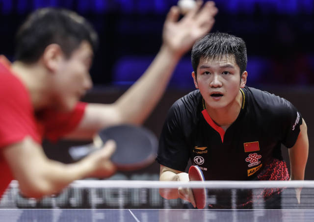 的球迷们用 的球迷们用