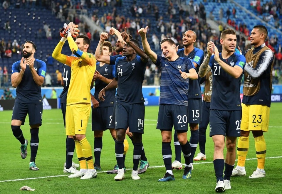 球员提供心 球员提供心