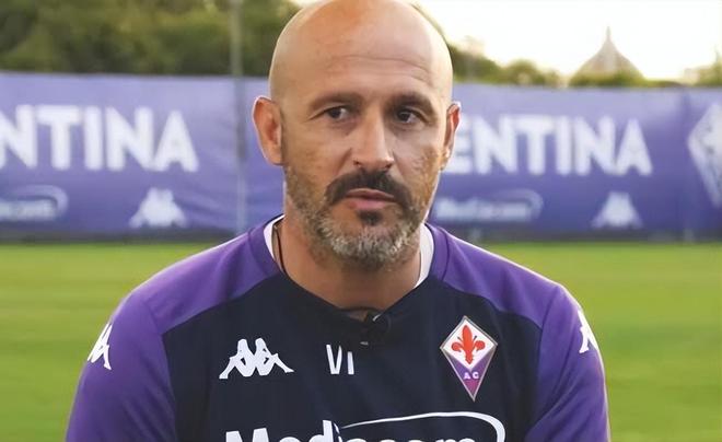 持球挡拆迫 持球挡拆迫